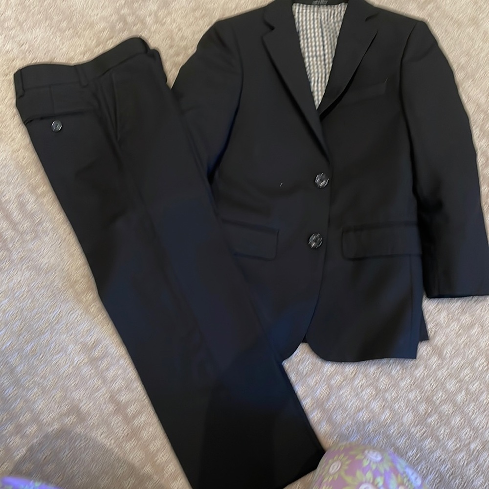 Boys black suit size 10